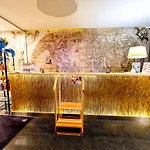 Golden Tulip 4*