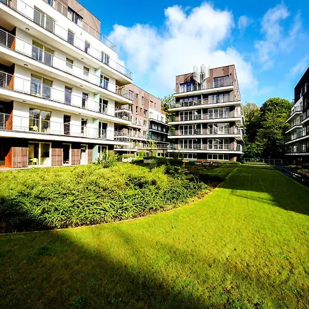 מלון דירות Golden Tulip 4*