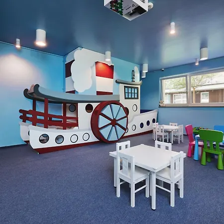 公寓式酒店 金郁金香扎科帕公寓酒店 米兹多洛杰