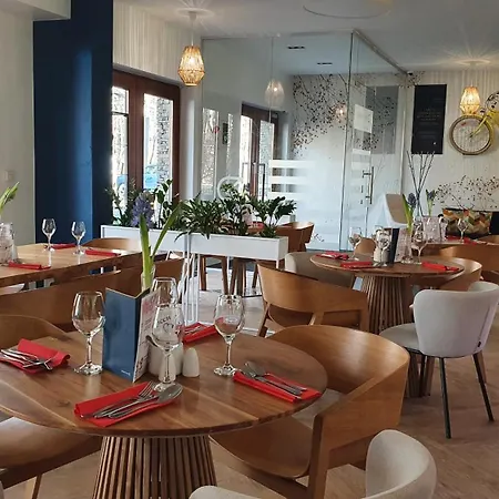 金郁金香扎科帕公寓酒店 公寓式酒店 米兹多洛杰