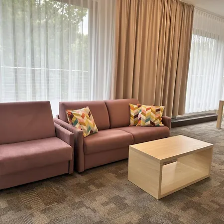Golden Tulip 4*