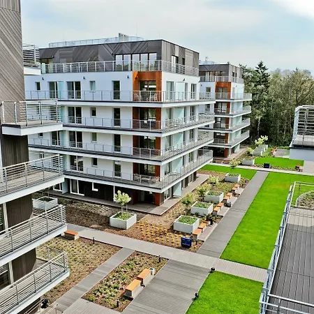 מלון דירות Golden Tulip 4*