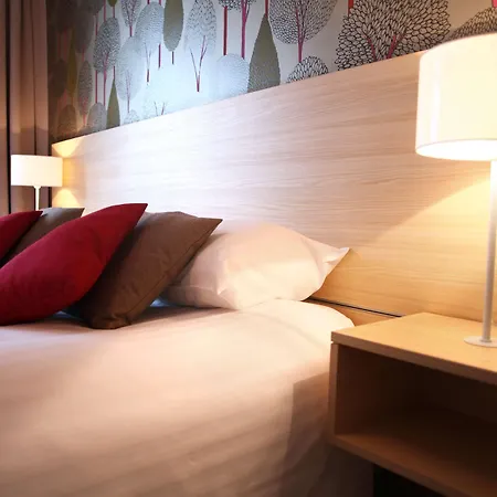 Golden Tulip 4*