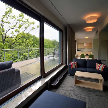 Golden Tulip מלון דירות