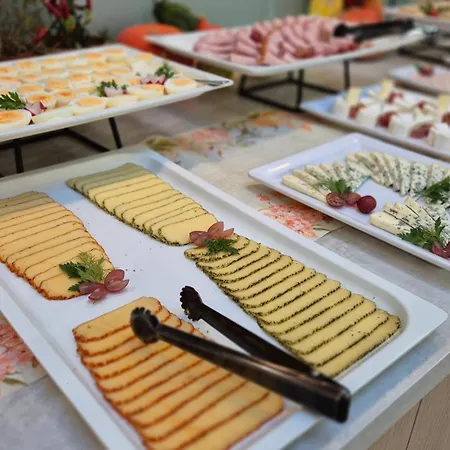 מלון דירות Golden Tulip מידזיזדרויה