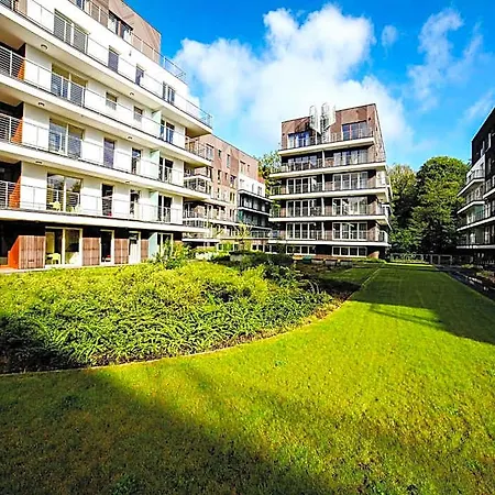 Golden Tulip Ξενοδοχείο με διαμερίσματα 4*