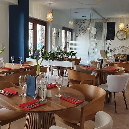 Golden Tulip 4* מידזיזדרויה